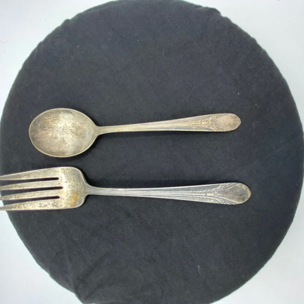 1938 William Rogers Serving Silver Plated Meat Fork Spoon Patina Wheat Grass